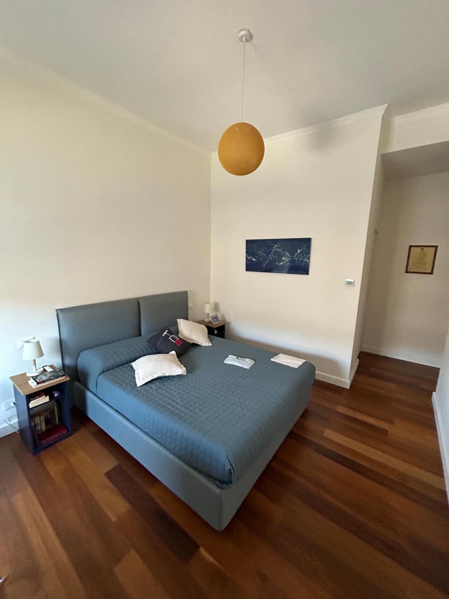 Bright In San Lorenzo - Feel At Apartment