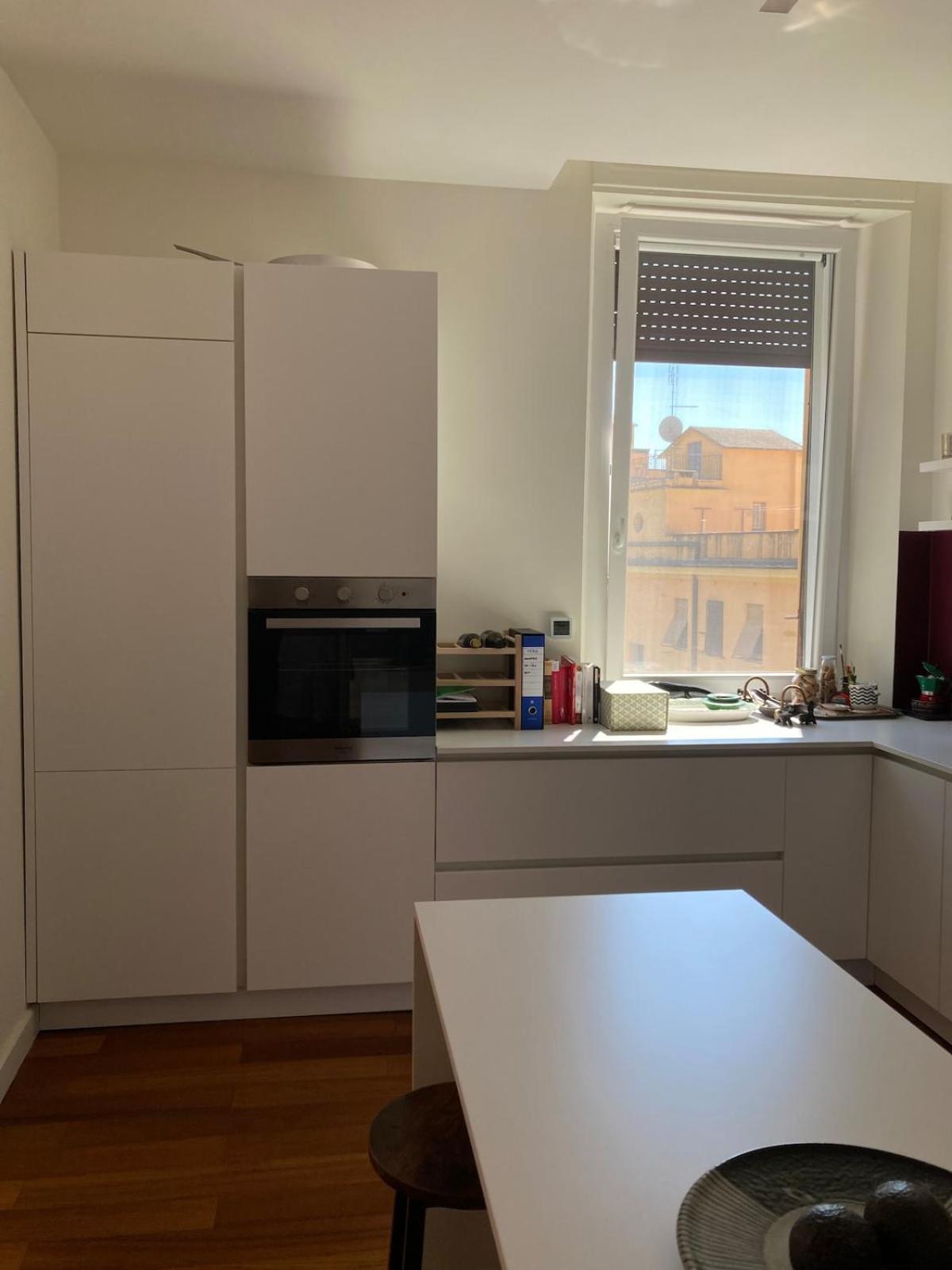 Bright In San Lorenzo - Feel At Apartment